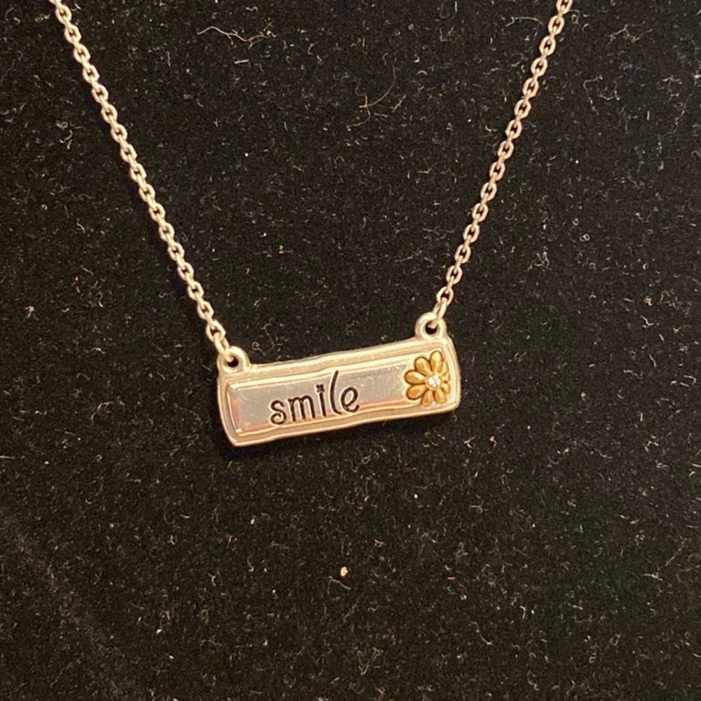 Brighton micro mini smile daisy‎ pendant collar necklace